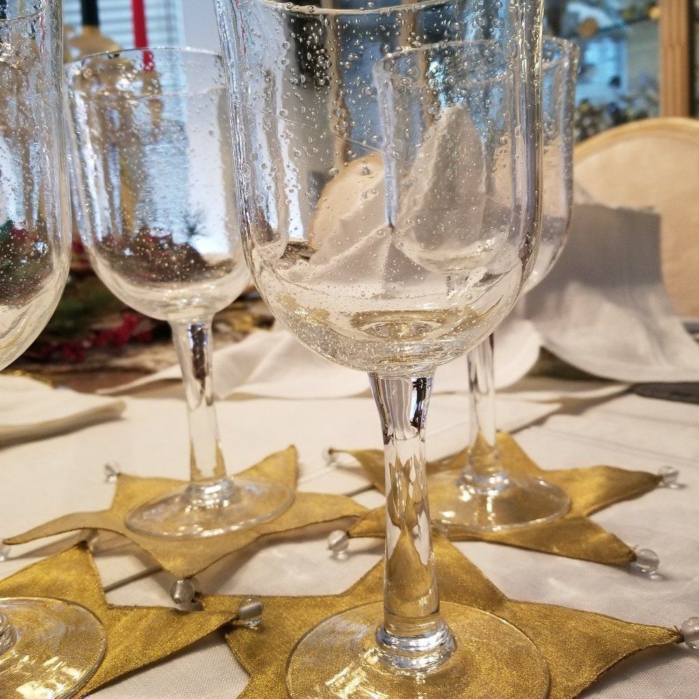 4 GOBLETS AND GOLD STAR COASTERS